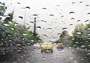 آسمان فارس نیمه ابری با بارش پراکنده