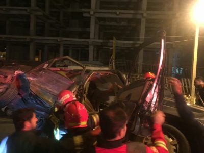 حادثه رانندگی در رو گذر دفاع مقدس شیراز با پنج مصدوم