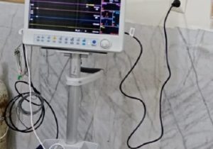 کمک ۵۸۳ میلیون ریالی خیرین افزربه حوزه بهداشت و درمان