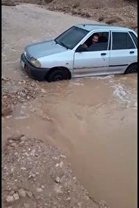 مسدود شدن راه های ارتباطی ١١ روستا و آبادی جهرم