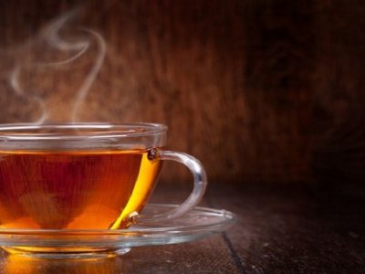 چرا نباید چای داغ بخوریم؟