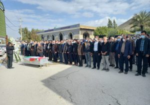 وداع با پیکر مادر ۲ شهید در کازرون