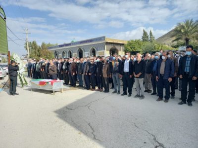 وداع با پیکر مادر ۲ شهید در کازرون