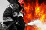 اطفای حریق ساختمان ۴ طبقه در شیراز