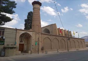 دزد کتیبه مسجد جامع کبیر نی ریز ناکام ماند