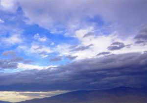 آسمان فارس ابری همراه با وزش باد