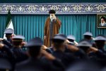  نباید مشکلات بر روی پیشرفتها و حماسه‌ها گرد و غبار بنشاند