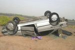 واژگونی خودرو در فسا با ۱۳ مصدوم