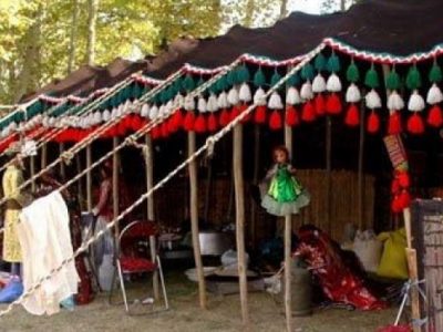 سیاه چادر‌های عشایری میزبان مسافران نوروزی در فارس