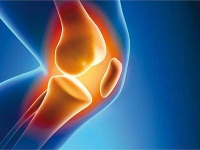 نشستن و ایستادن طولانی موجب آرتروز زودرس می‌شود