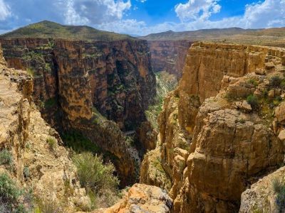 سقوط خودرو به تنگ هایقر فیروزآباد
