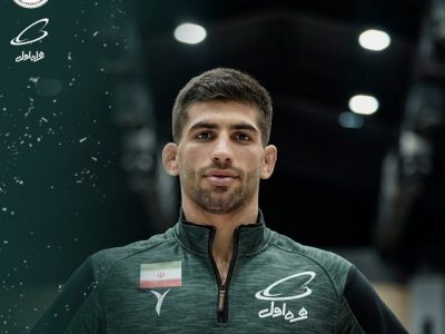 مدال طلای کشتی فرنگی آسیا بر گردن کشتی گیر شیرازی