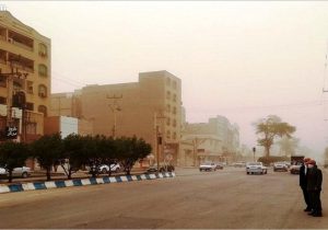 گرد و خاک در آسمان فارس