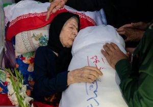 مادر شهید علی‌پور به فرزند شهیدش پیوست