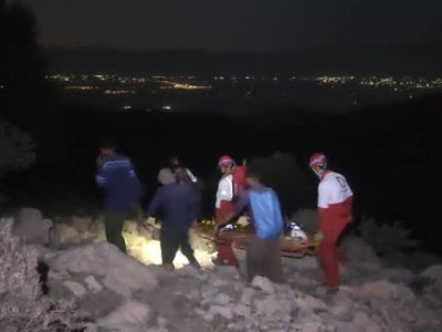 نجات جان بانو عشایر ۵۵ ساله با تلاش ۱۰ ساعته امدادگران