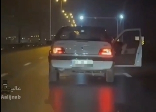 ببینید | تصاویری باورنکردنی از خوابیدن عجیب راننده پژو پشت فرمان در شیراز