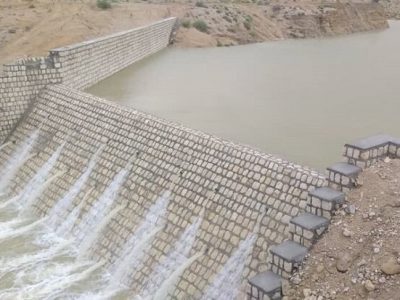 آغاز ساخت ۶ طرح آبخیزداری در بیرم لارستان