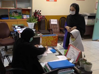 هيچ مديري هنگام ثبت نام دانش آموزان حق گرفتن پول ندارد