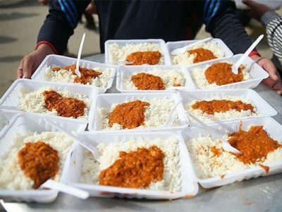 توزیع بیش از ۵۰ هزار پرس غذای نذری در فارس