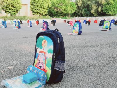 اهدا ۸۰۰ بسته نوشت افزار به دانش آموزان نیازمند آباده
