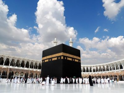 ببینید | اتفاق عجیب در کعبه؛ سایه ناپدید شد