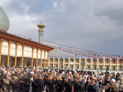 نماز طلب باران در شاهچراغ (ع) اقامه شد