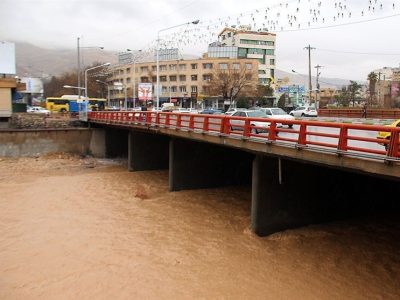 جاری ضدن آب در رودخانه خرم رود شیراز