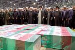 اقامه نماز توسط حضرت آیت‌الله‌العظمی خامنه‌ای بر پیکر رئیس‌جمهور شهید و همراهان گرامی ایشان در دانشگاه تهران