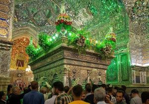 شاهچراغ میزبان محبان اهل بیت در روز عید غدیر