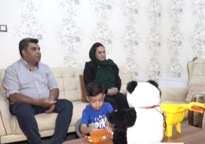 آراد، کودکی که از سکوت پا به دنیای پُرصدا گذاشت