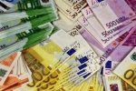مسافر پرواز خارجی به علت قاچاق ارز در شیراز بیش از ۱ میلیارد تومان، جریمه شد