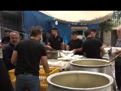 سفره پذیرایی از دوست داران اهل بیت در شیراز