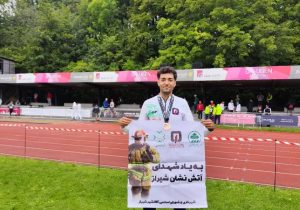 سه مدال جهانی بر گردن آتش نشان شیرازی