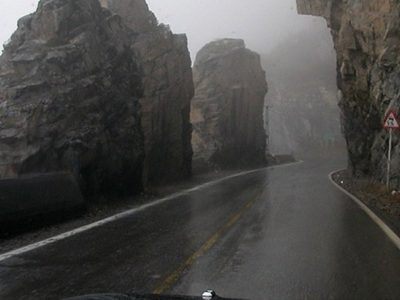 مه گرفتگی شدید در برخی از جاده‌های فارس