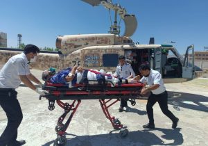 اورژانس هوایی آباده جان مصدوم حادثه تصادف را نجات داد