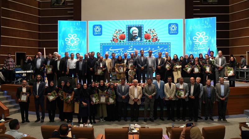 تقدیر از اساتید سرآمد دانشگاه شیرار با حضور وزیر علوم