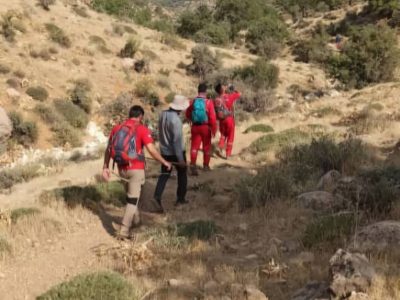 نجات فرد گرفتار در ارتفاعات آب خوش فیروزآباد