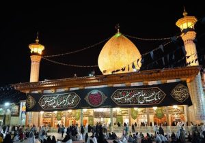 سومین حرم اهل بیت (ع) غرق در عزای امام رضا (ع)