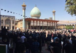 شاه چراغ (ع) ،سیاه‌پوش است