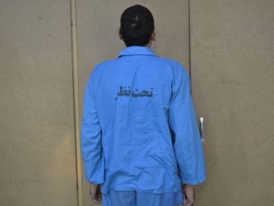 دستبند پلیس بر دستان سارق طلا در کازرون