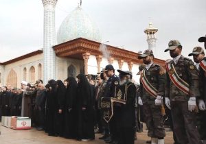 تشییع شهید جان بر کف ارتش در حرم شاهچراغ