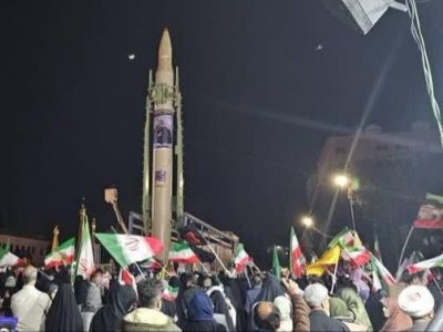 رونمایی از یک موشک راهبردی سپاه پاسداران انقلاب اسلامی