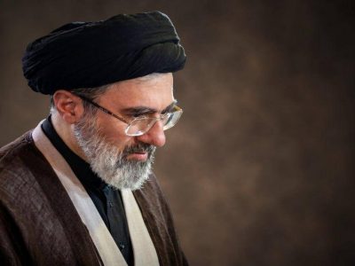 ادعای مطرحشده درباره واکنش رهبر انقلاب به نامه رئیس جمهور کذب است